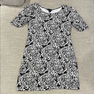 Banana Republic Black and White Mini Sheath Dress with Short Sleeves